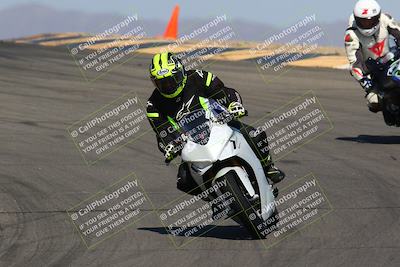 media/Mar-28-2022-Superbike Trackdays (Mon) [[b8603d0f67]]/Open Track Time/Turns 9 and 10/